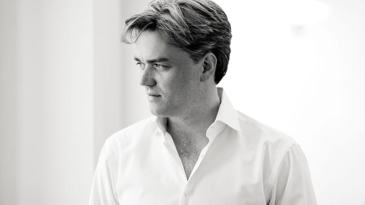 Gardner Conducts The Planets